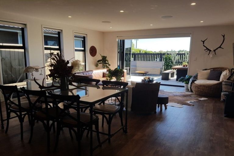 Photo of property in 36 Marion Crescent, Papamoa Beach, Papamoa, 3118