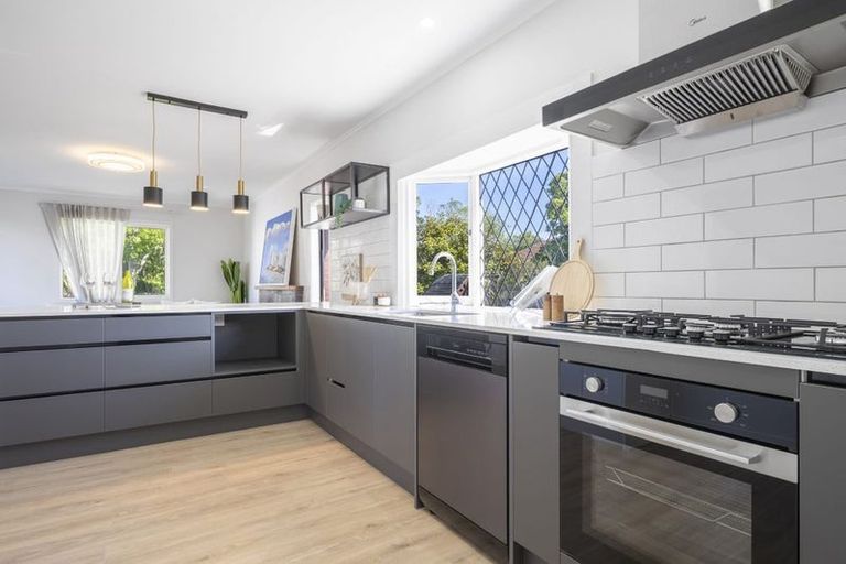 Photo of property in 15 Benders Avenue, Hillcrest, Auckland, 0627