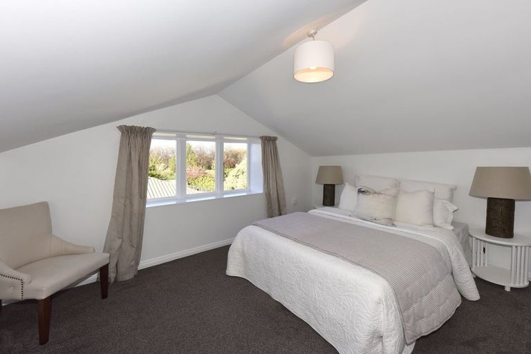 Photo of property in 104 Saint James Avenue, Papanui, Christchurch, 8053