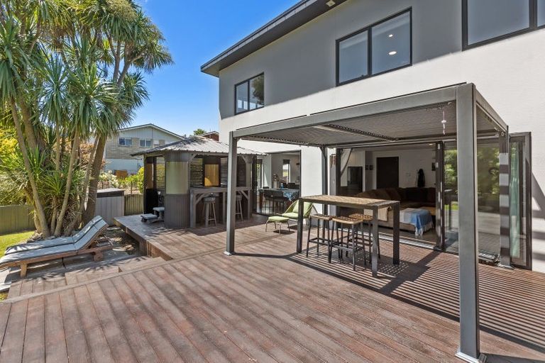 Photo of property in 32a Aubrey Street, New Plymouth, 4310