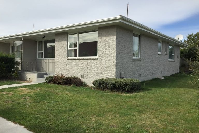 Photo of property in 1/16 Division Street, Riccarton, Christchurch, 8041