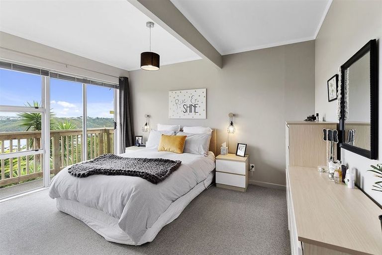 Photo of property in 42 Eskdale Road, Papakowhai, Porirua, 5024