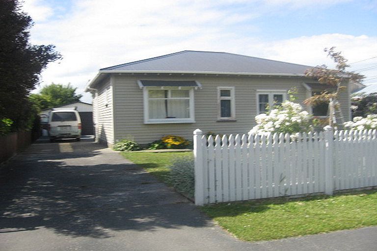 Photo of property in 31 Corson Avenue, Beckenham, Christchurch, 8023