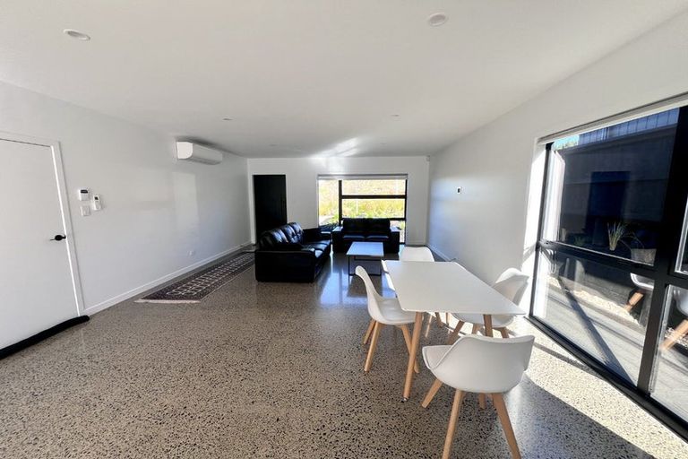 Photo of property in 43 Kikorangi Drive, Wainui, 0992