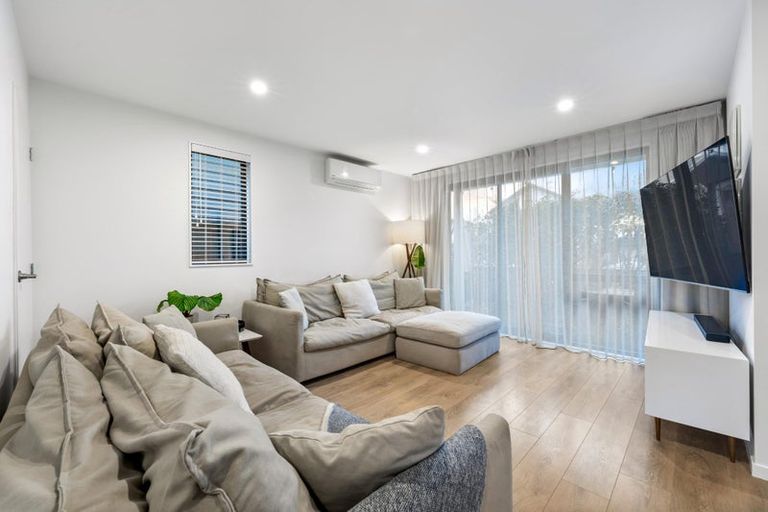 Photo of property in 12 Autumn Blaze Street, Hobsonville, Auckland, 0616