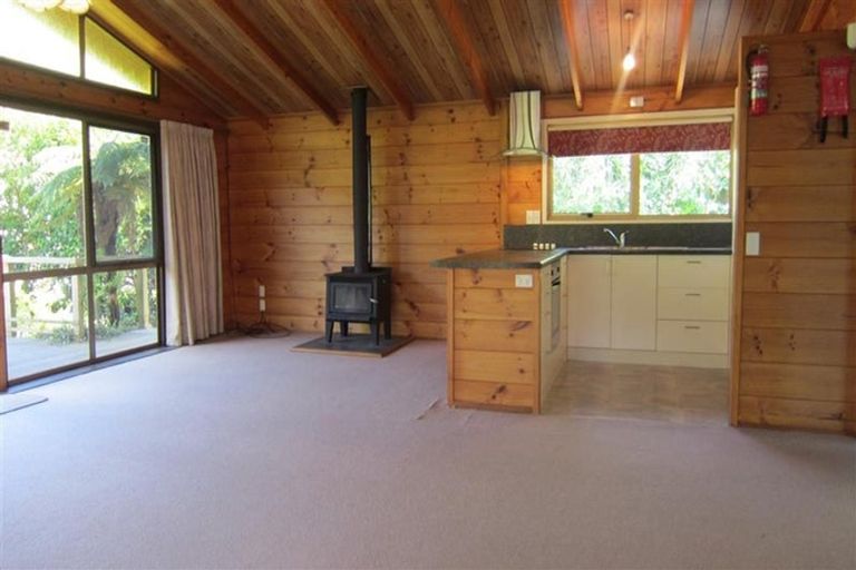 Photo of property in 194 Te Moana Road, Waikanae, 5036