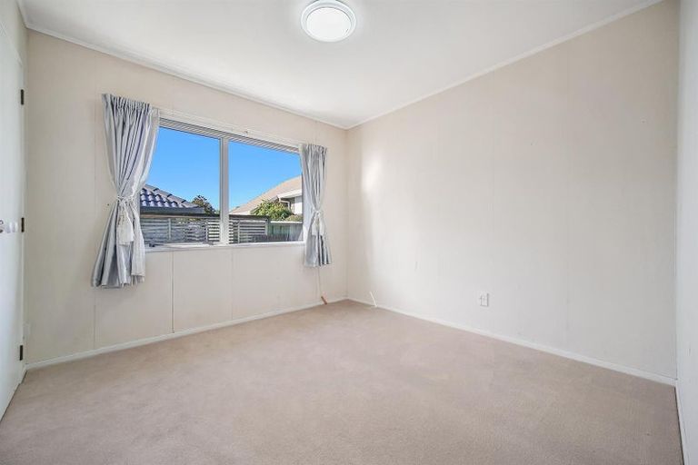 Photo of property in 178 Millhouse Drive, Golflands, Auckland, 2013