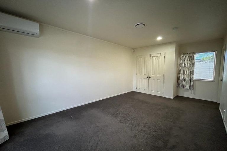 Photo of property in 17 Kora Avenue, Ranui, Auckland, 0612