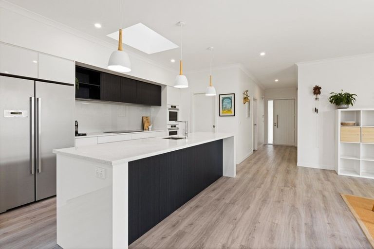 Photo of property in 7c Whakatomo Place, Havelock North, 4130