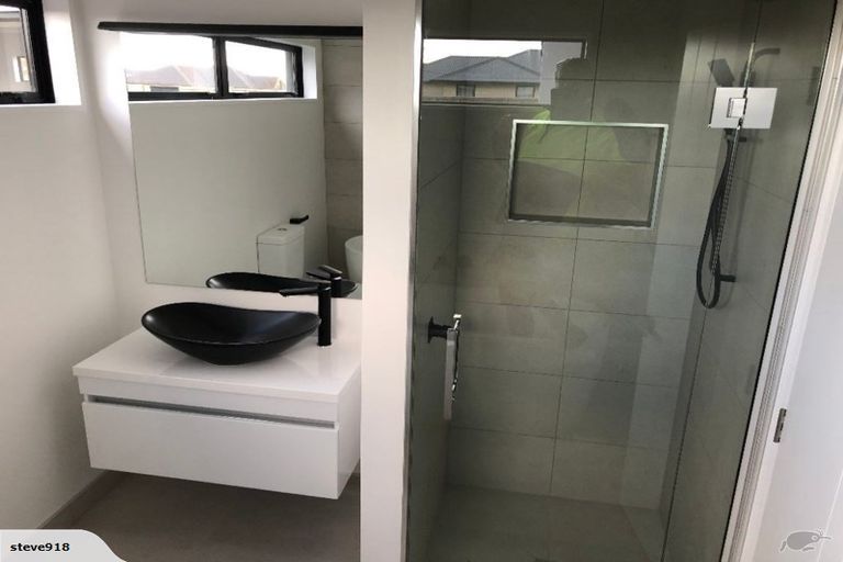 Photo of property in 16 Chatsworth Avenue, Rangiora, 7400