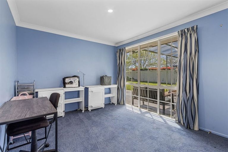 Photo of property in 51 Glasnevin Drive, Casebrook, Christchurch, 8051