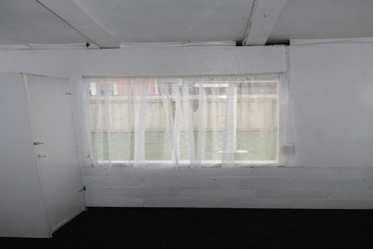 Photo of property in 2/7 Cederholm Grove, Brown Owl, Upper Hutt, 5018