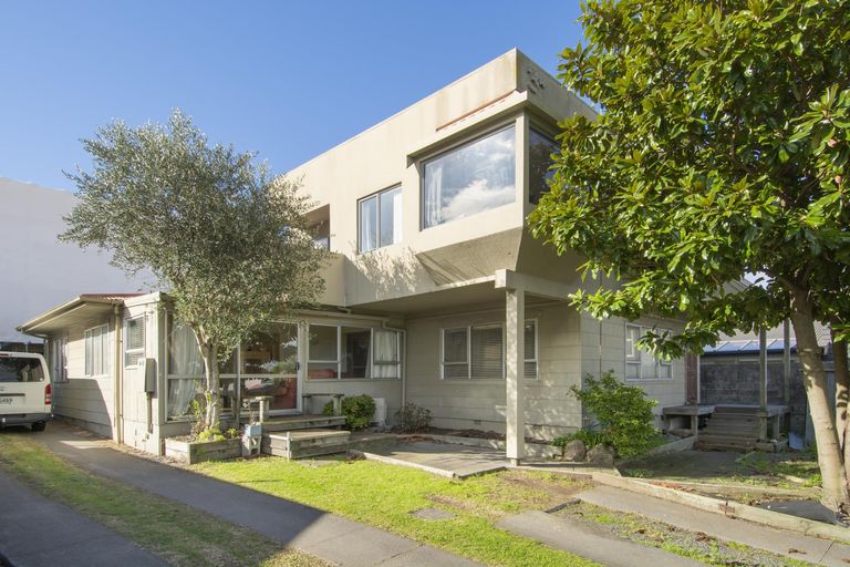 Photo of property in 3a Valley Road, Mount Maunganui, 3116