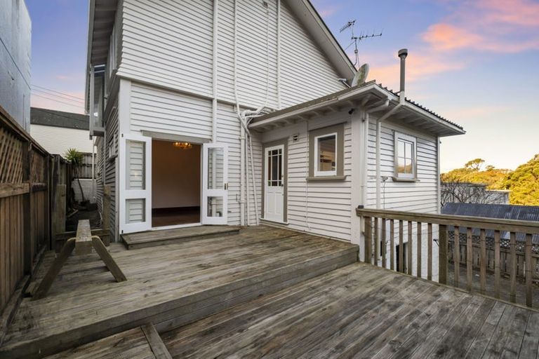 Photo of property in 5 Lewisville Terrace, Thorndon, Wellington, 6011