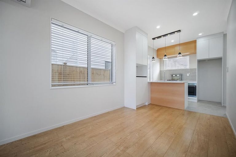 Photo of property in 29 Kaha Road, Takanini, 2110