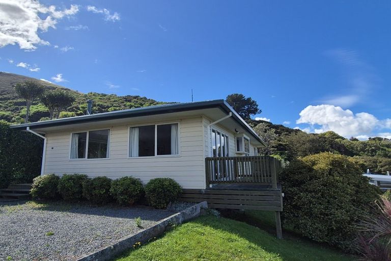 Photo of property in 19 Seaview Lane, Wainui, French Farm, 7582