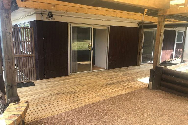 Photo of property in 3 Lilian Place, Farm Cove, Auckland, 2012