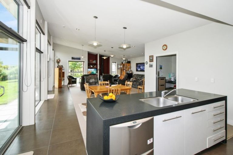 Photo of property in 12d Takiroa Street, Urenui, 4375