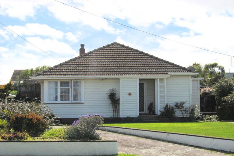 Photo of property in 22 Duigan Street, Gonville, Whanganui, 4501