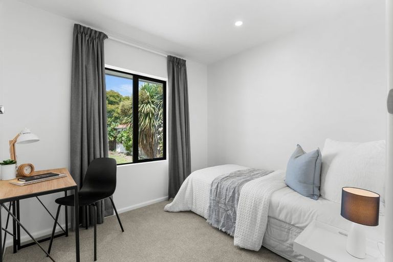 Photo of property in 37 Springbank Street, Bryndwr, Christchurch, 8053