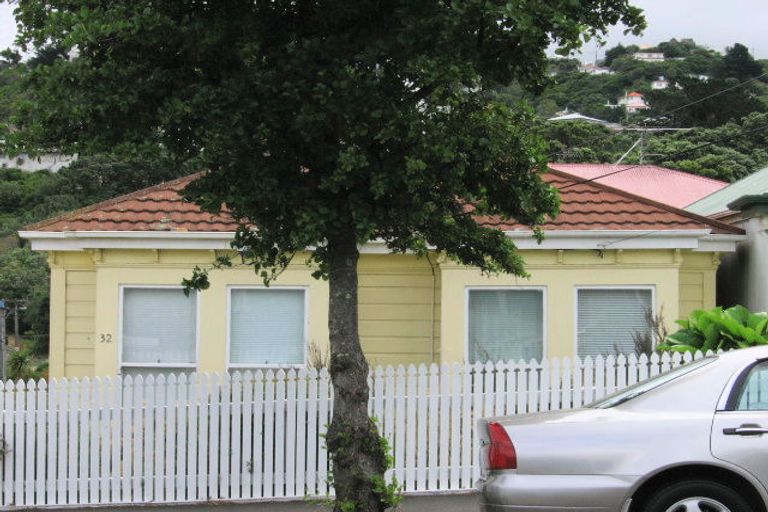 Photo of property in 32 Stanley Street, Berhampore, Wellington, 6023