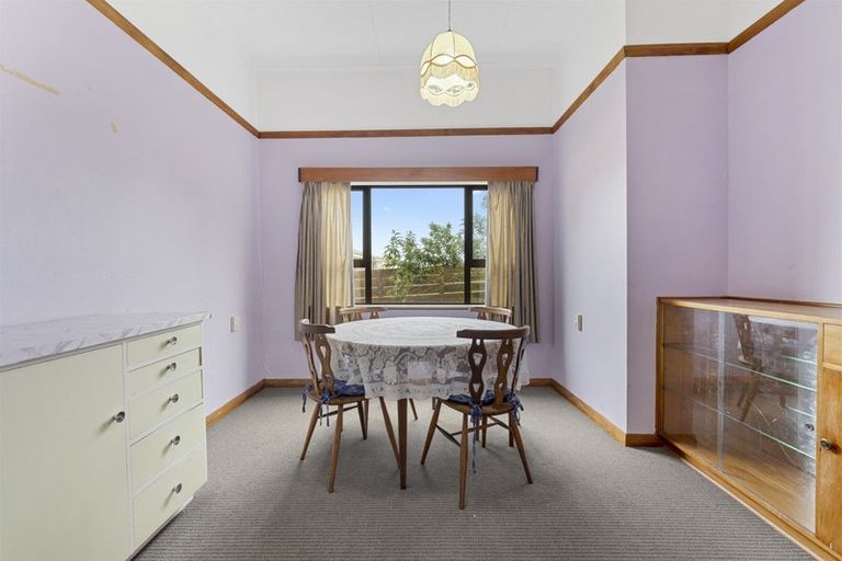 Photo of property in 72 Avenue Road, Foxton, 4814