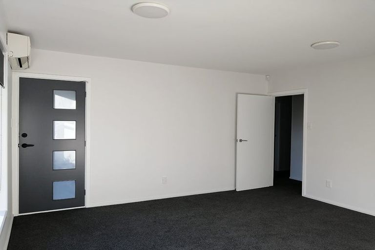 Photo of property in 2/8 Leslie Street, Upper Riccarton, Christchurch, 8041