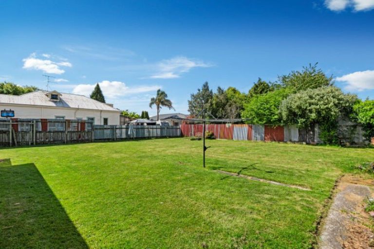 Photo of property in 25 Whitworth Road, Utuhina, Rotorua, 3015