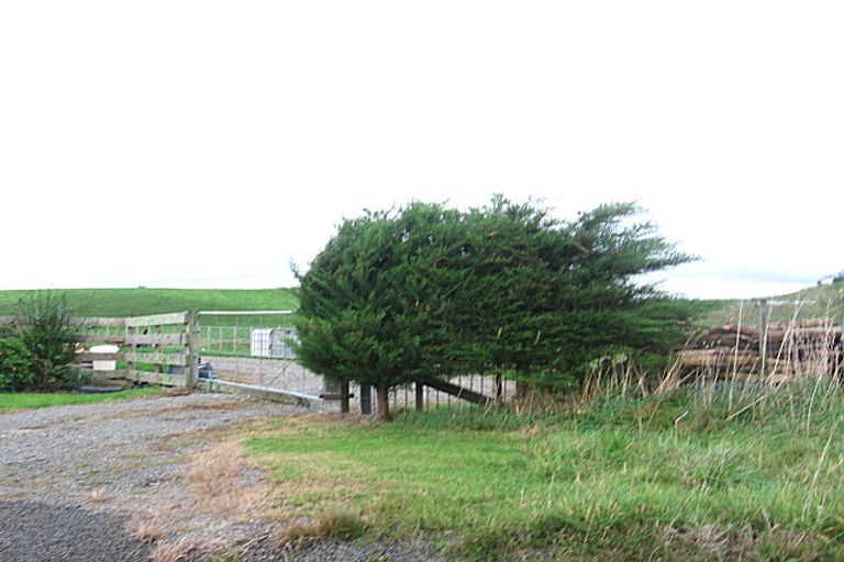 Photo of property in 211 Scotts Road, Linton, Palmerston North, 4472