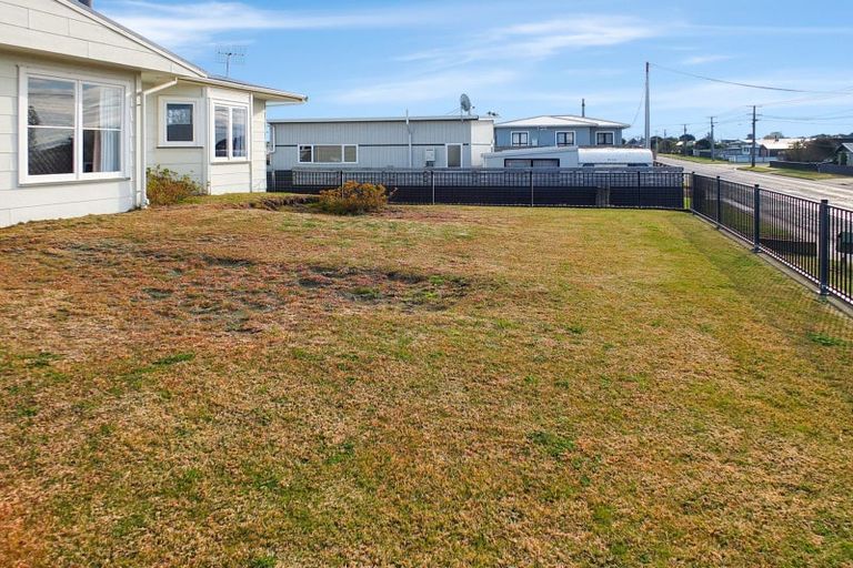 Photo of property in 82 Seabury Avenue, Foxton Beach, Foxton, 4815