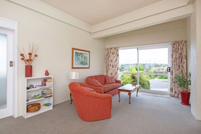 Photo of property in 36 Haseler Crescent, Howick, Auckland, 2014