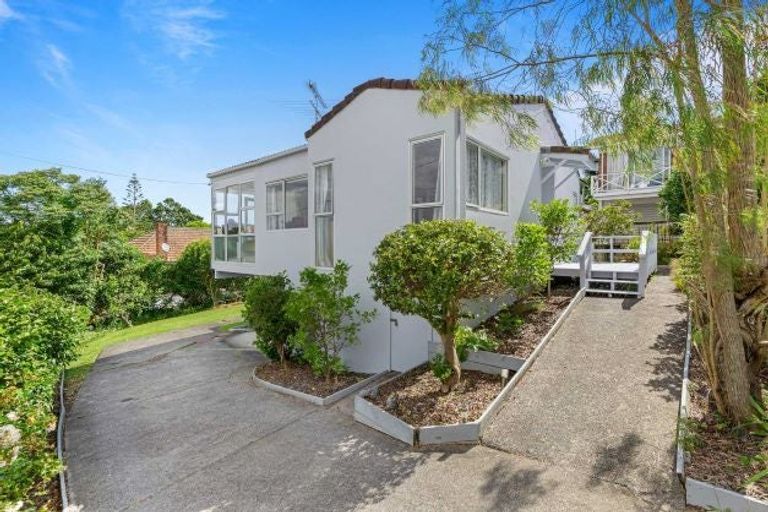 Photo of property in 3/250 Onewa Road, Birkenhead, Auckland, 0626