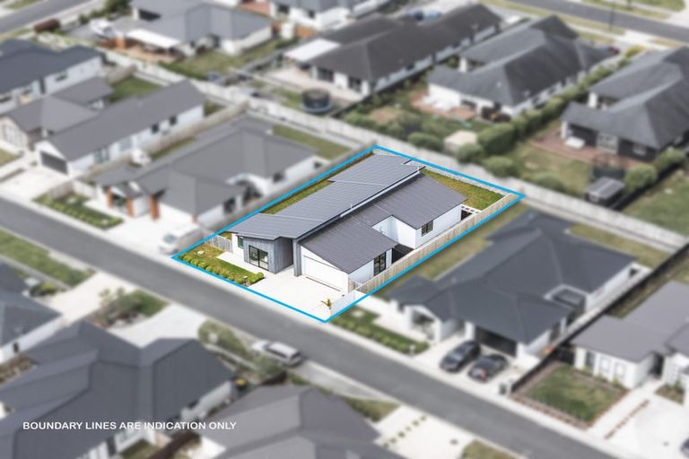 Photo of property in 7 Cutfield Lane, Kumeu, 0810