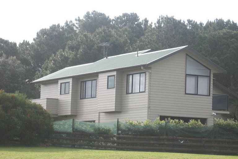 Photo of property in 716 Matarangi Drive, Matarangi, Whitianga, 3592