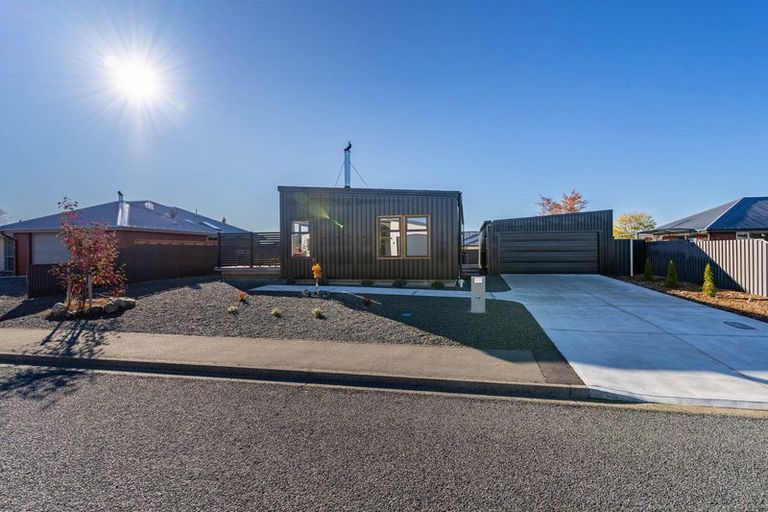 Photo of property in 5 Unwin Place, Twizel, 7901