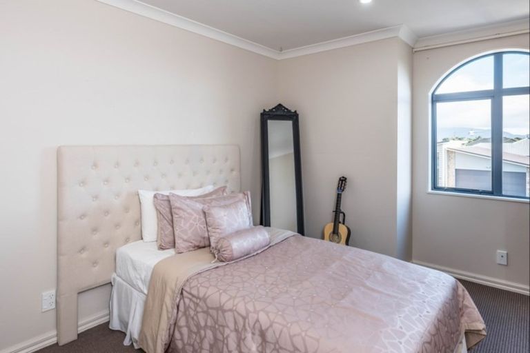 Photo of property in 11 Trusham Court, Paraparaumu, 5032