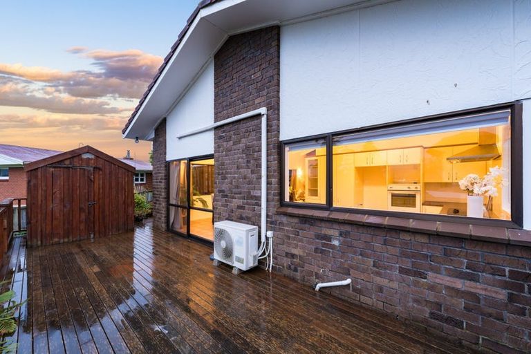 Photo of property in 59a View Road, Henderson, Auckland, 0612