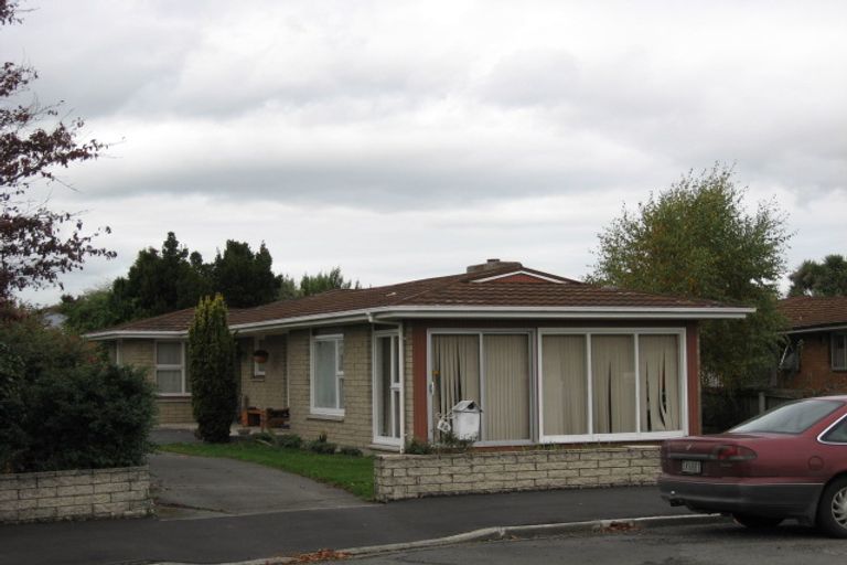 Photo of property in 10 Tulloch Place, Papanui, Christchurch, 8052