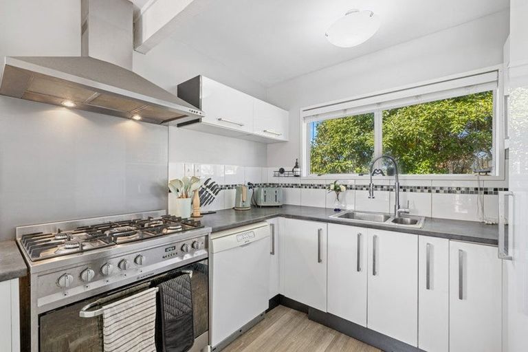 Photo of property in 1/17d Te Maru Place, Redwood, Christchurch, 8051