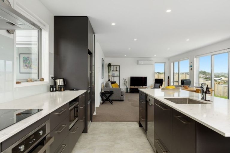 Photo of property in 39 Hastings Road, Pyes Pa, Tauranga, 3112