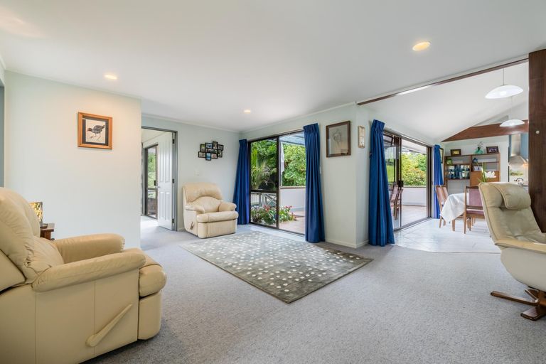 Photo of property in 133 Caton Road, Waitakere, Auckland, 0782