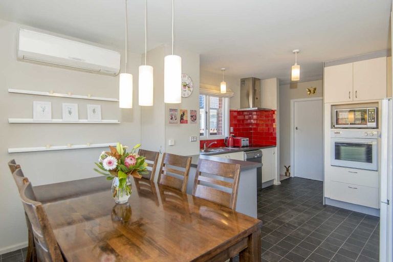 Photo of property in 17 Stanbury Avenue, Somerfield, Christchurch, 8024