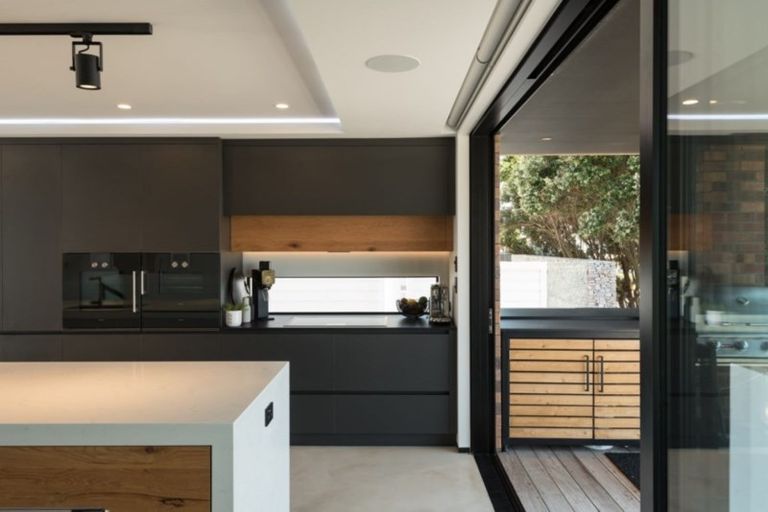 Photo of property in 193a Marine Parade, Mount Maunganui, 3116