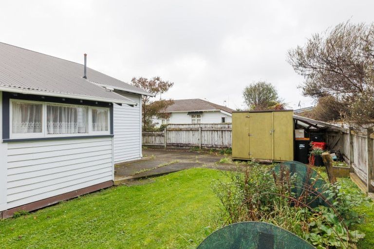Photo of property in 214 Park Road, Hokowhitu, Palmerston North, 4410