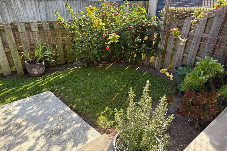 Photo of property in 2/38 Trent Street, Linwood, Christchurch, 8011