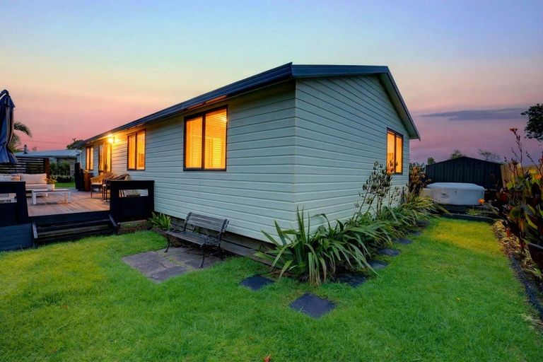Photo of property in 203a Parkhurst Road, Parakai, 0830