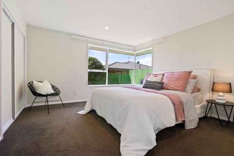 Photo of property in 8a Puna Street, Riccarton, Christchurch, 8041
