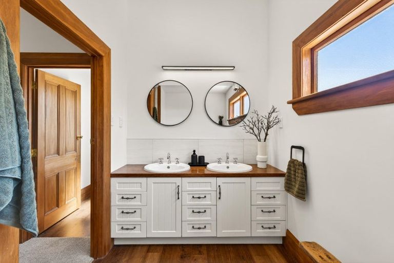 Photo of property in 1002 Fitzroy Avenue, Mahora, Hastings, 4120