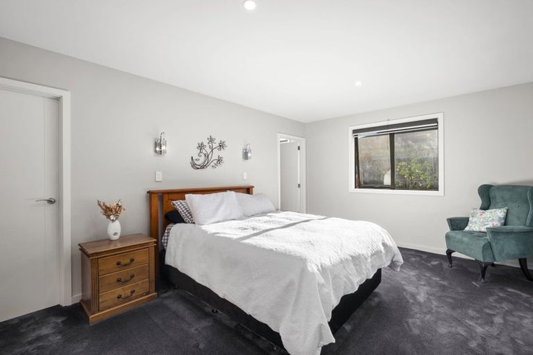 Photo of property in 14 Hamon Place, Pukehangi, Rotorua, 3015