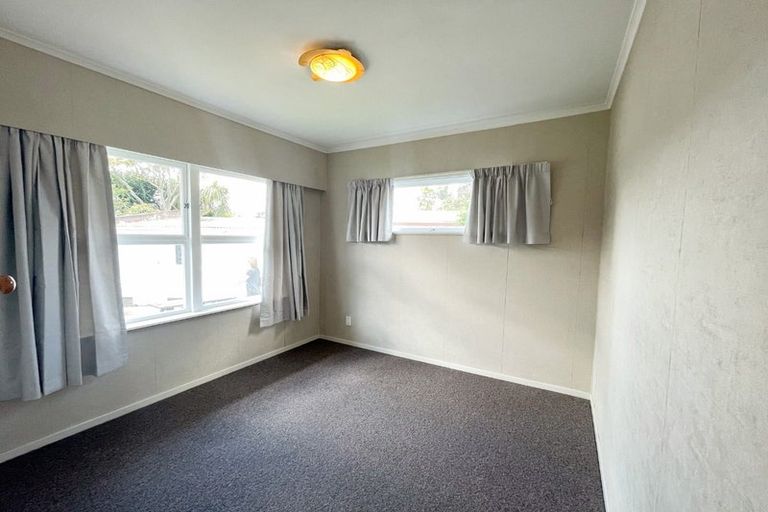 Photo of property in 2a Hazeldene Place, Opaheke, Papakura, 2113